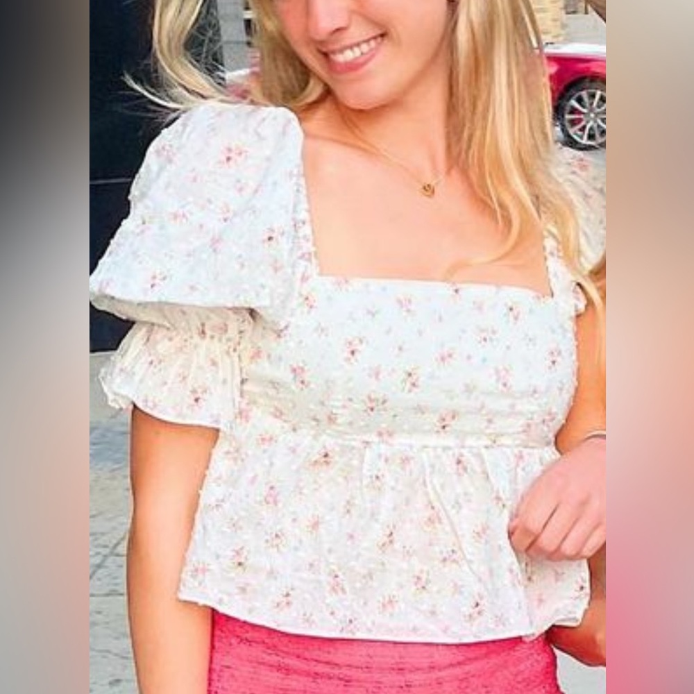 Cocolilies boutique flower top